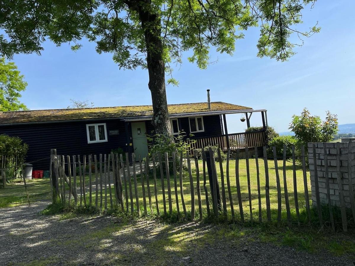 Wye View Lodge, Hay View Lodges Hereford Bagian luar foto